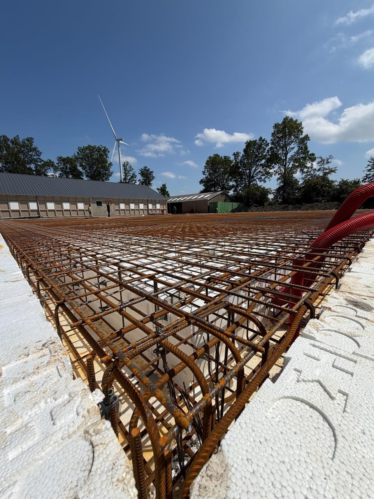 Funderingsvloer met randbalken (2026) — wapeningswerk Utiliteitsbouw Bozan Bouw B.V. (2)